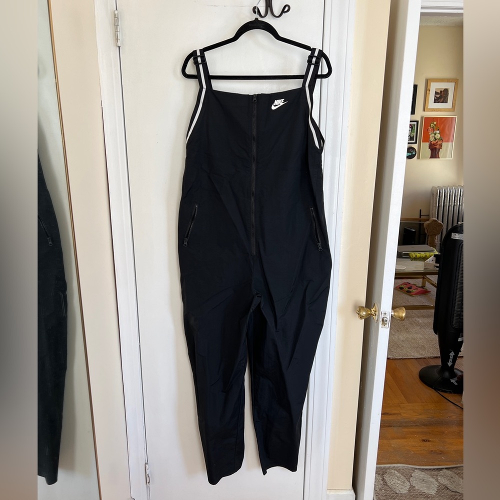 Nike Women's Black overalls Jumpsuit